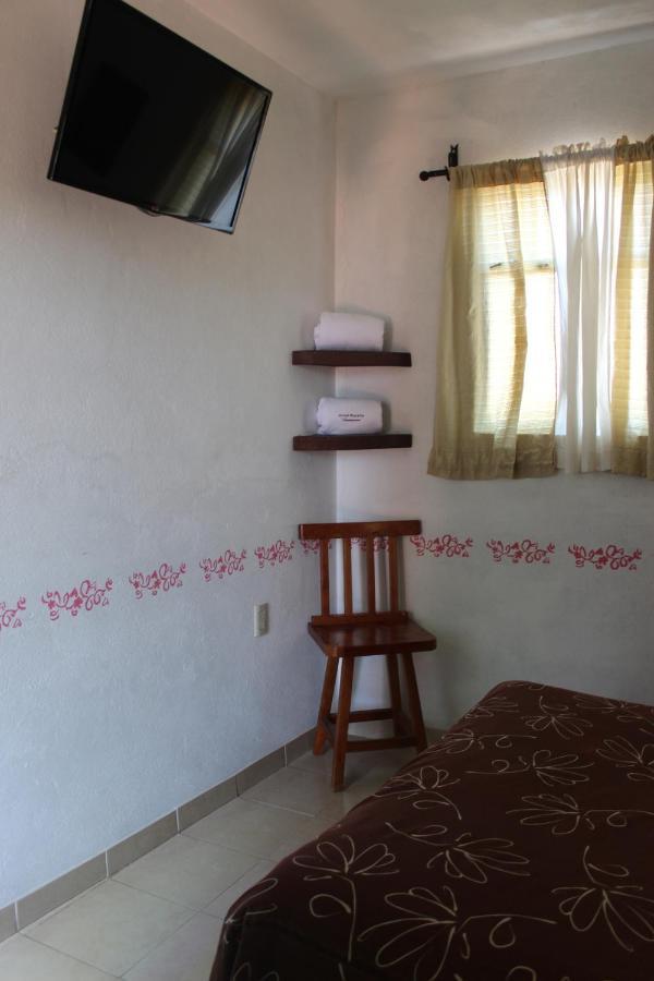 Hotel Posada Chamacuero Comonfort المظهر الخارجي الصورة