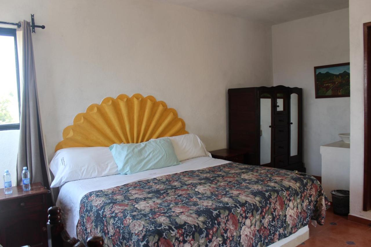 Hotel Posada Chamacuero Comonfort المظهر الخارجي الصورة